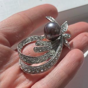 Vintage Faux Pearl and Crystal Brooch